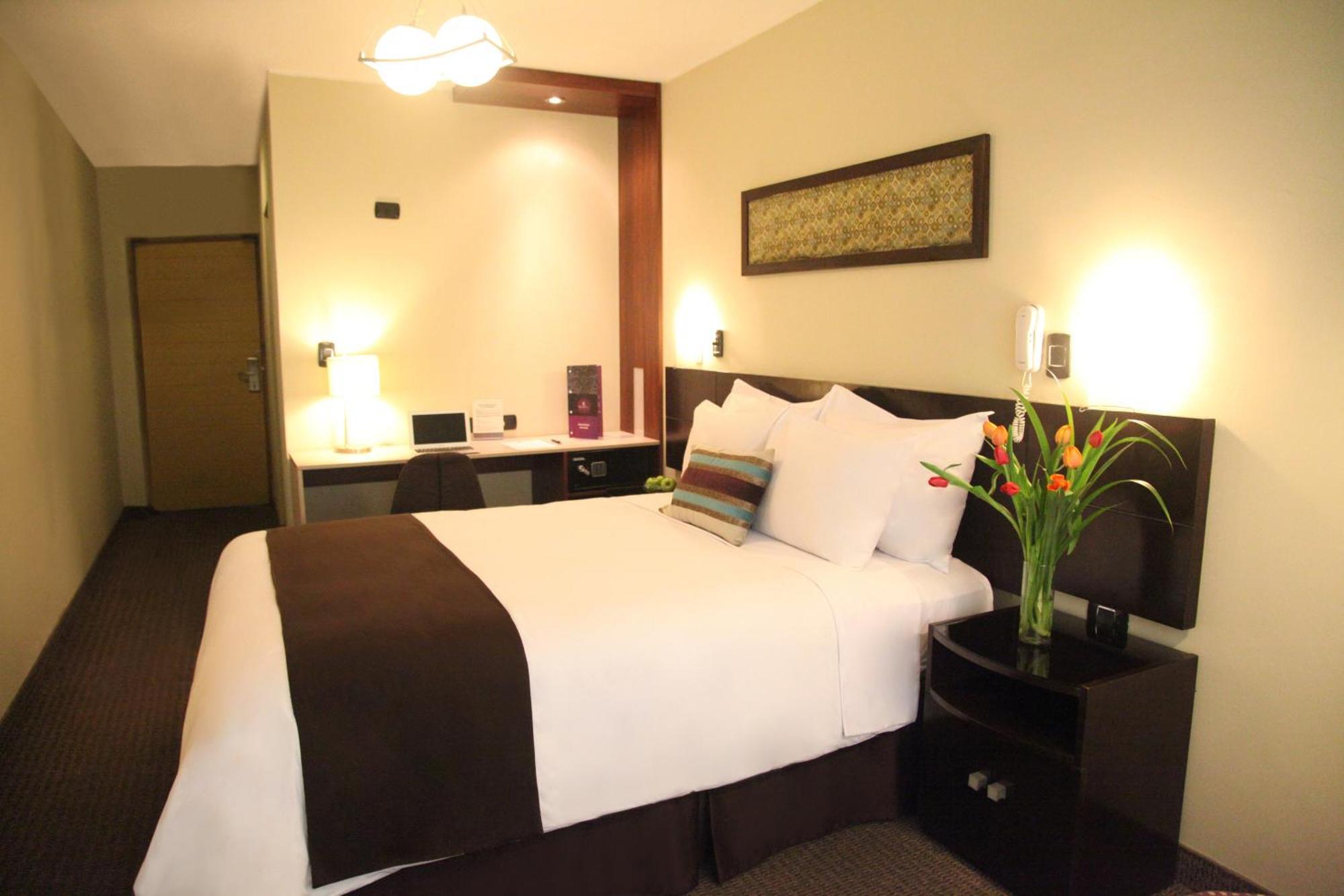 Hotel Rivera Inn Лима Екстериор снимка
