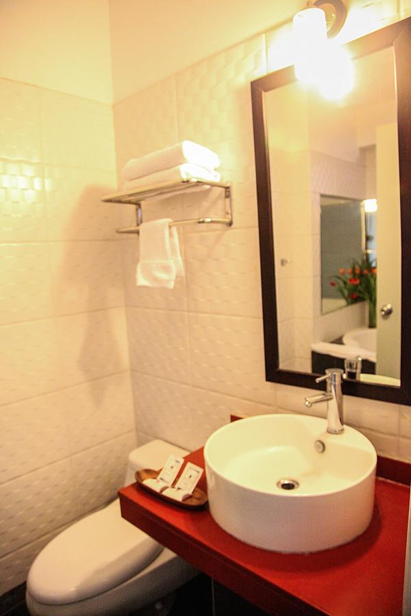 Hotel Rivera Inn Лима Екстериор снимка