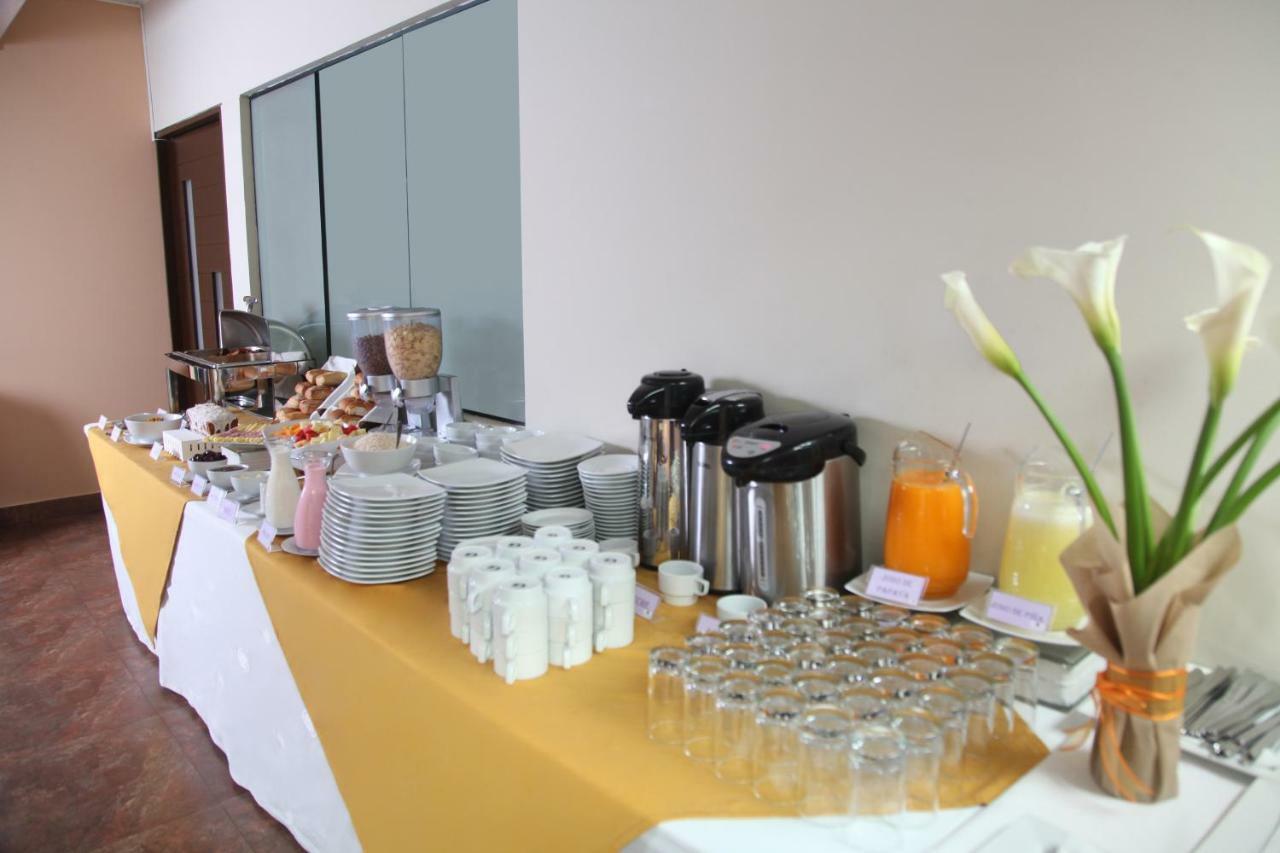 Hotel Rivera Inn Лима Екстериор снимка